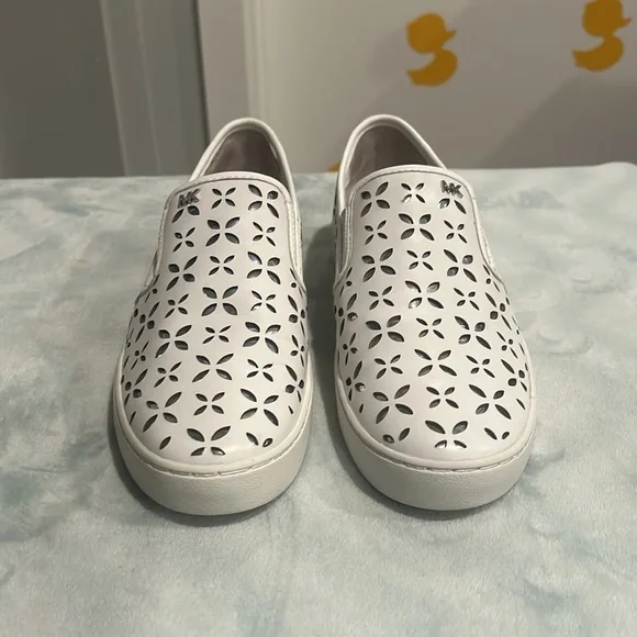 MK shoe and purse set pure white size 9 - Picture 2 of 11